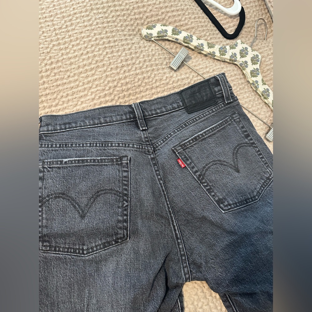 LEVIS WEDGIE STRAIGHT JEANS